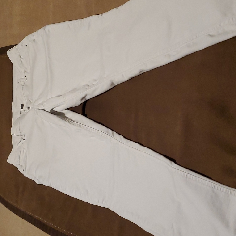 White jeggings